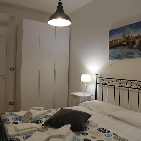 Es - Essential Solution & Emotion Stories Bed & Breakfast Верона Екстериор снимка